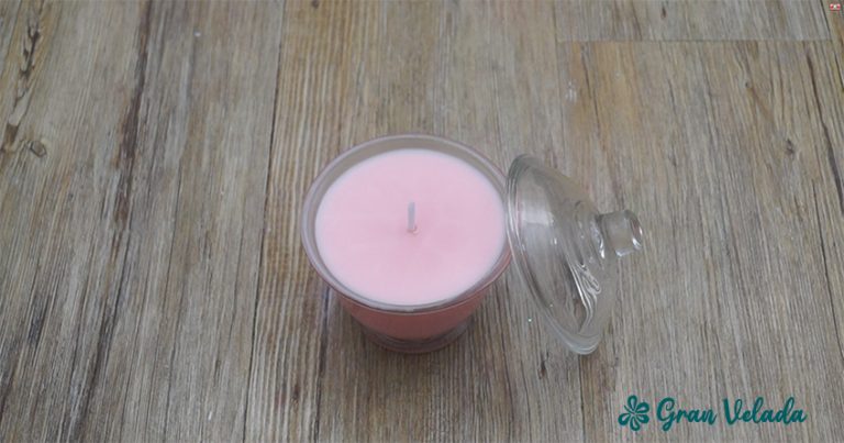 Velas de frutos rojos paso 4