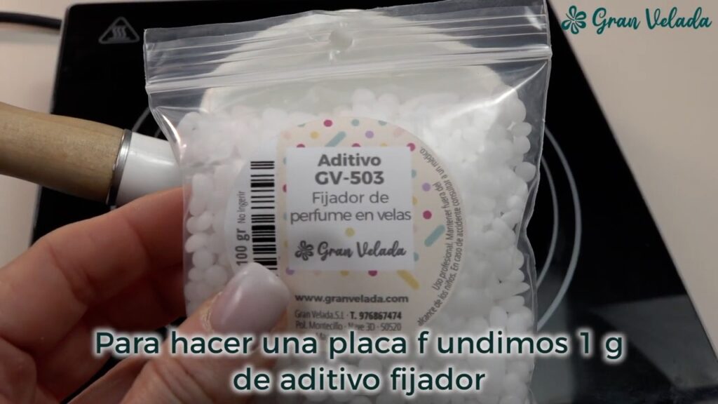 Cómo hacer ambientador personalizado de cera perfumada para bodas paso 1