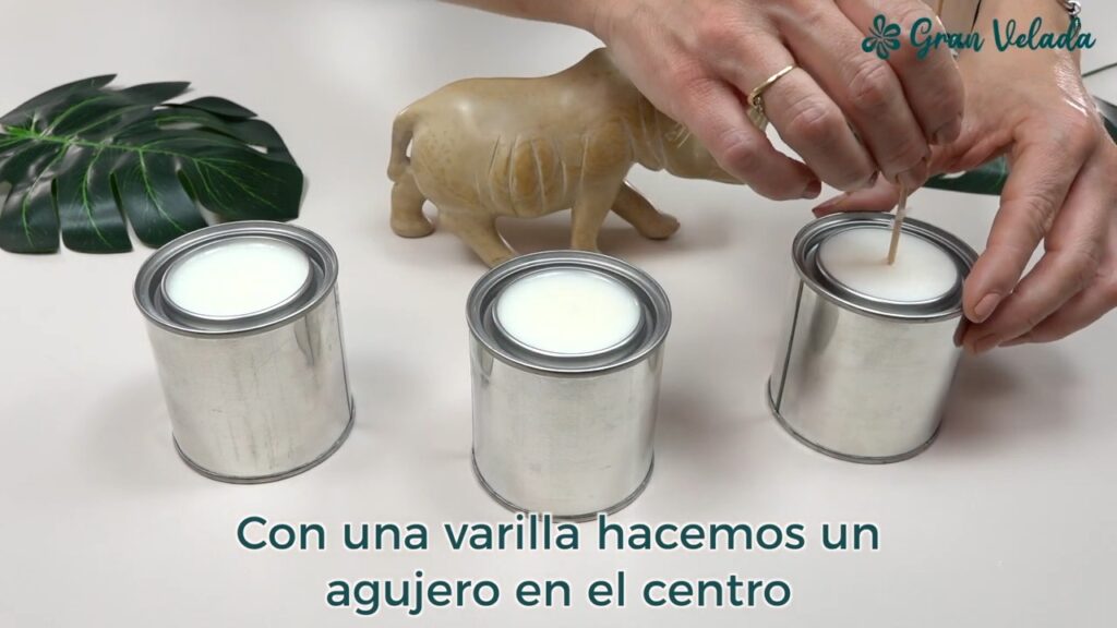 Cómo hacer velas aromáticas en lata paso 11